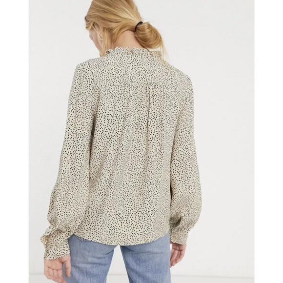 & Other Stories Cream Polka Dot Blouse - Picture 2 of 9